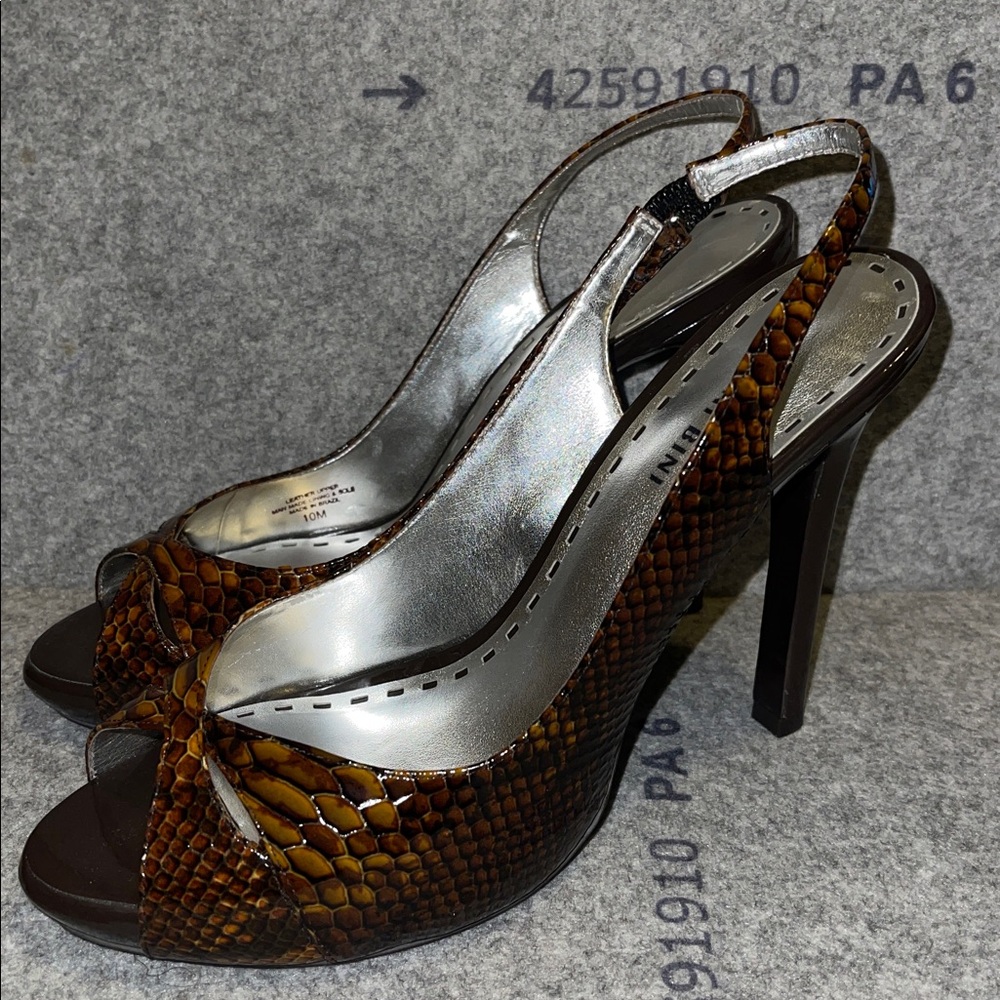 Gianni Bini Brown Textured Peep Toe Heels